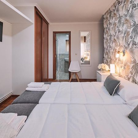 Peregrina Pension 5 O Pedrouzo Eksteriør billede